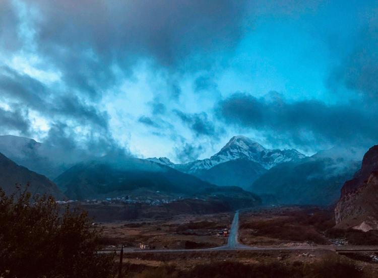 Riverside Kazbegi المظهر الخارجي الصورة